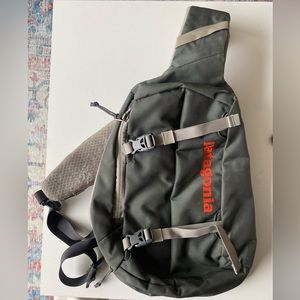 Patagonia Atom Sling Bag